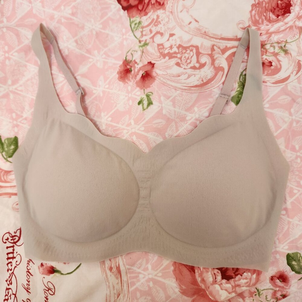 Ubras 24H Comfort One Size Wavy Back Hook Wireless Bra